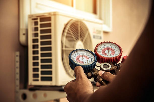 Professional Hvac technician working in Auburn, IN